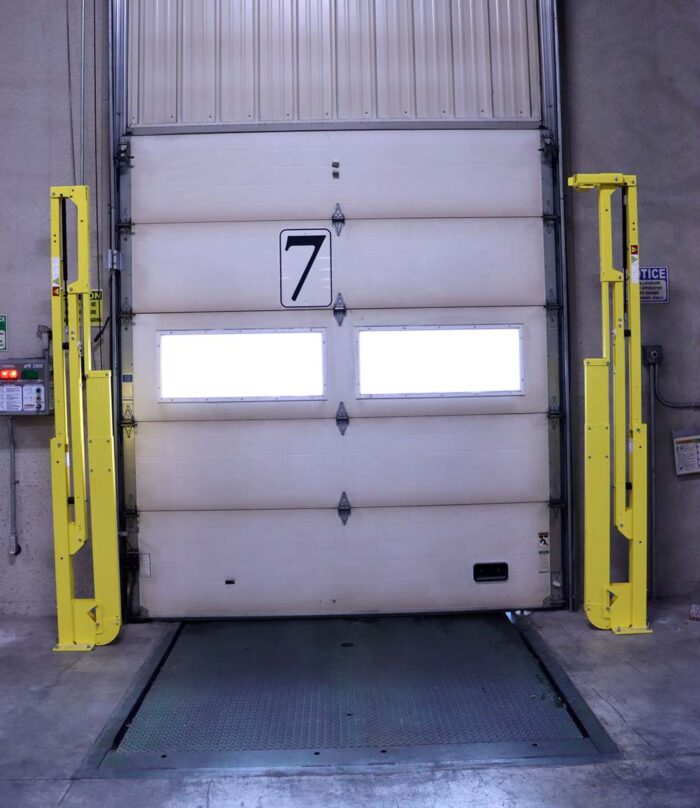 Split Opening Cantilever Gate