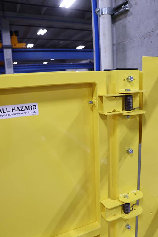 Pallet Self-Closing Safety Gate