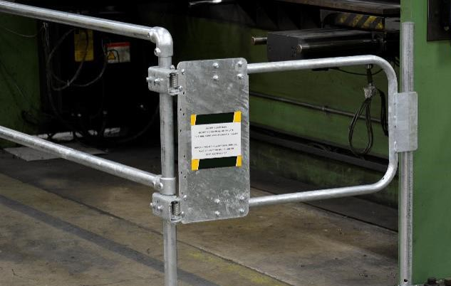 Steel Non-penetrating Guardrails (Modular)