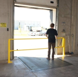 Single Opening Cantilever Gate