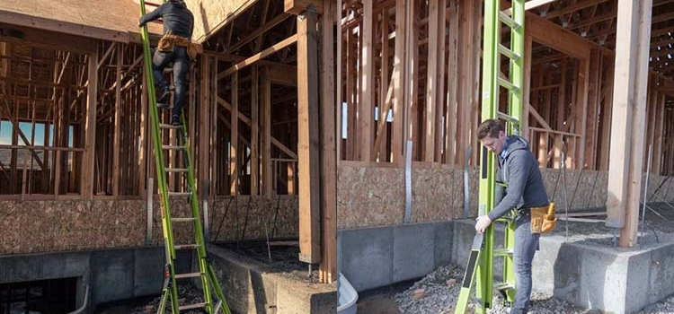 Extension Safety Ladder with Outriggers