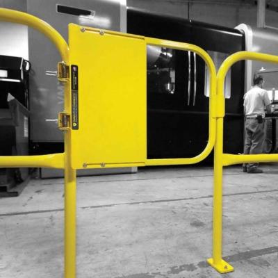 Single Self-Closing Safety Gate